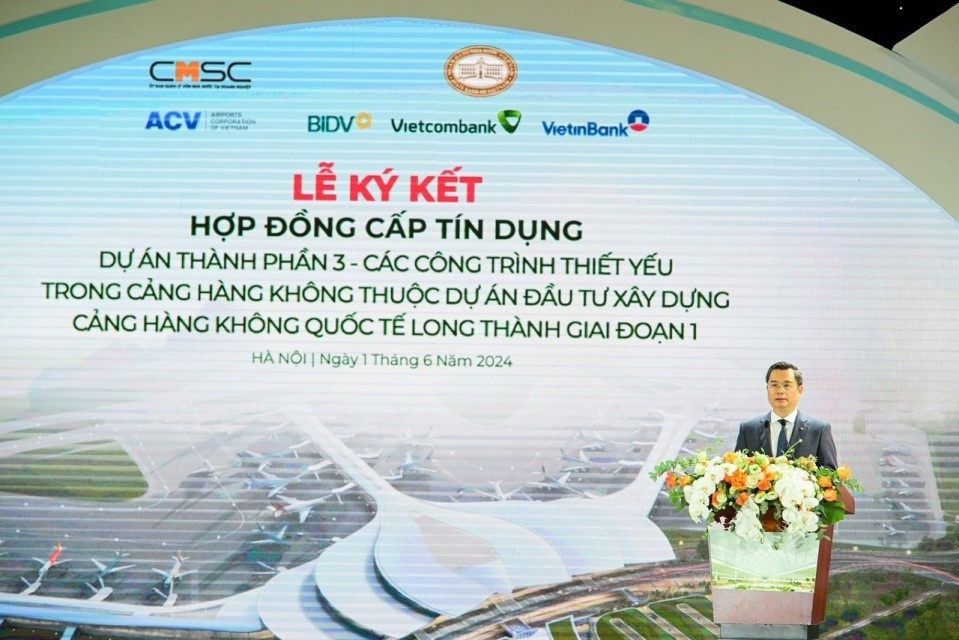 Tổng Giám đốc Vietcombank Nguyễn Thanh Tùng phát biểu tại Lễ ký kết