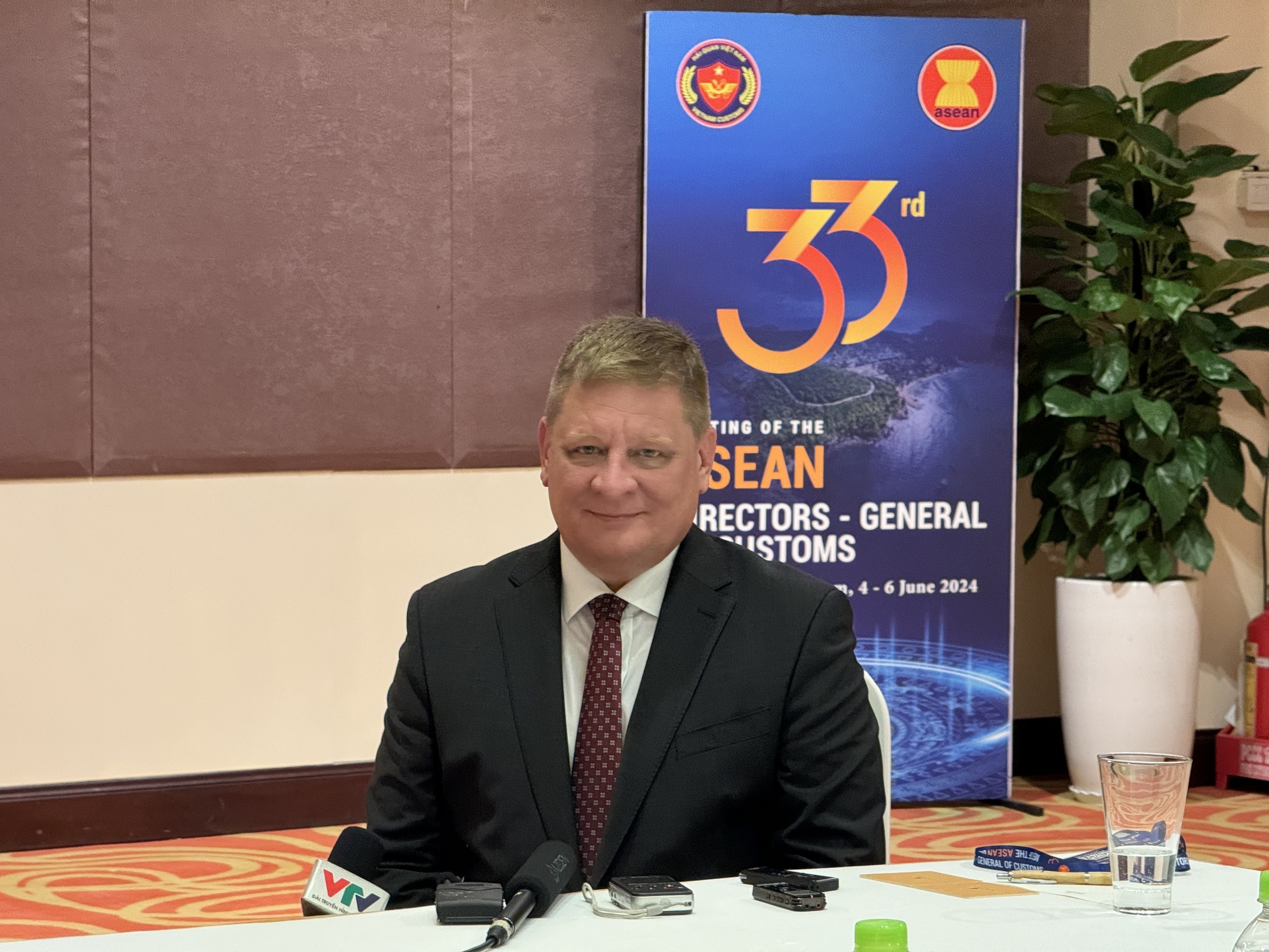 Doanh nghiệp EU sẵn sàng hỗ trợ Hải quan Việt Nam đấu tranh chống thương mại bất hợp pháp