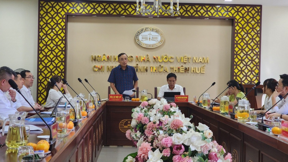 Ông Lê Việt Sỹ - Phó giám đốc NHNN chi nhánh Thừa Thiên Huế  cho biết: Qua báo cáo của các đại biểu  cho thấy các ngân hàng đã tích cực triển khai chương trình