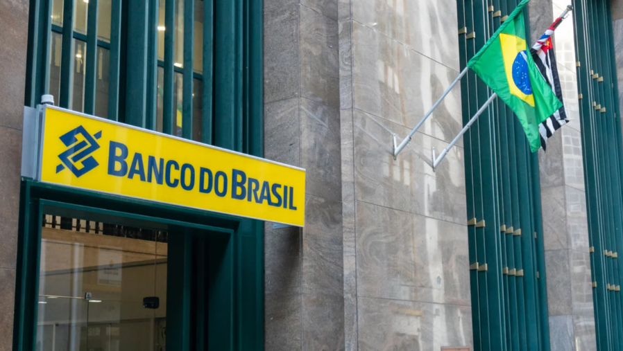 Ngân hàng Trung ương Brazil tạm dừng chu kỳ cắt giảm lãi suất