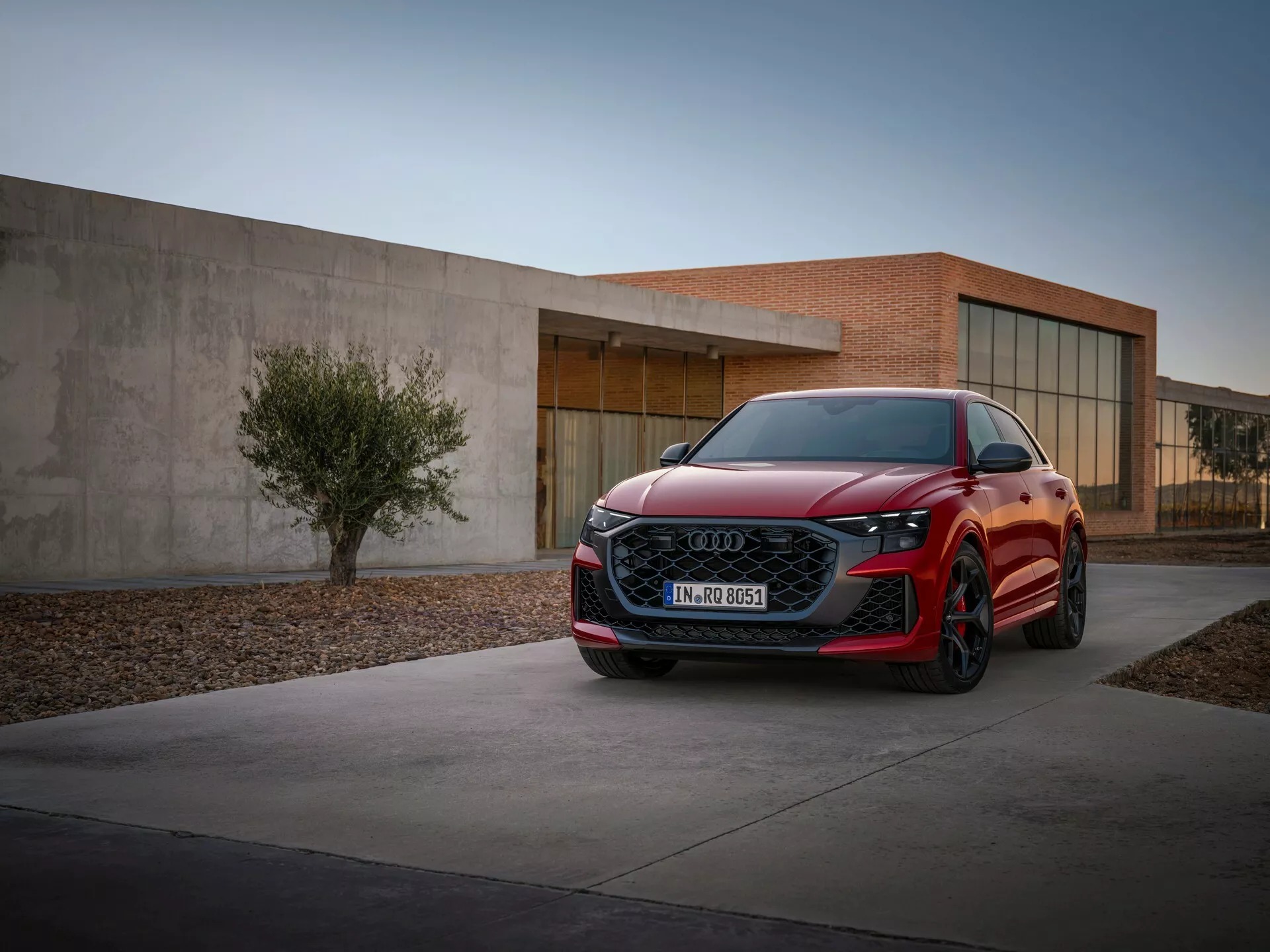 Audi RS Q8 2025 ra mắt: SUV mạnh nhất của hãng, chưa bán đã kịp lập kỷ lục này- Ảnh 5.