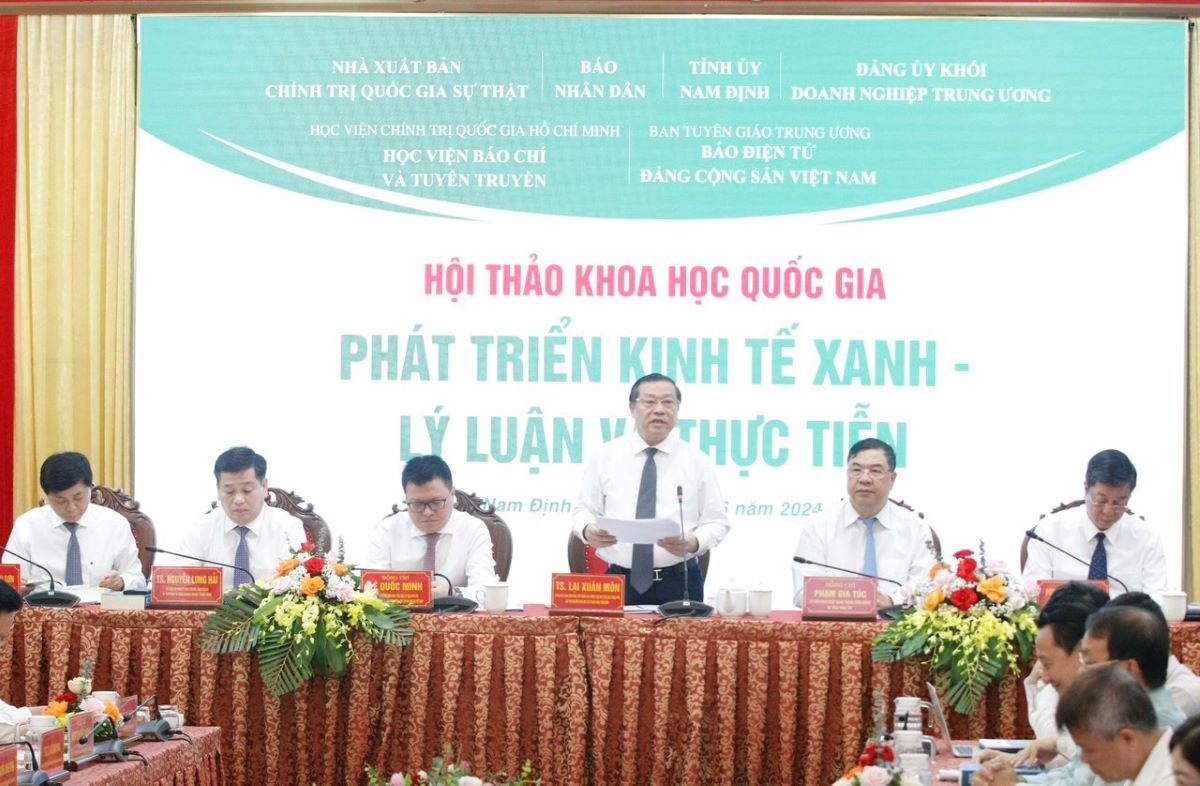 Quang cảnh Hội thảo khoa học quốc gia “Phát triển kinh tế xanh - Lý luận và thực tiễn”.