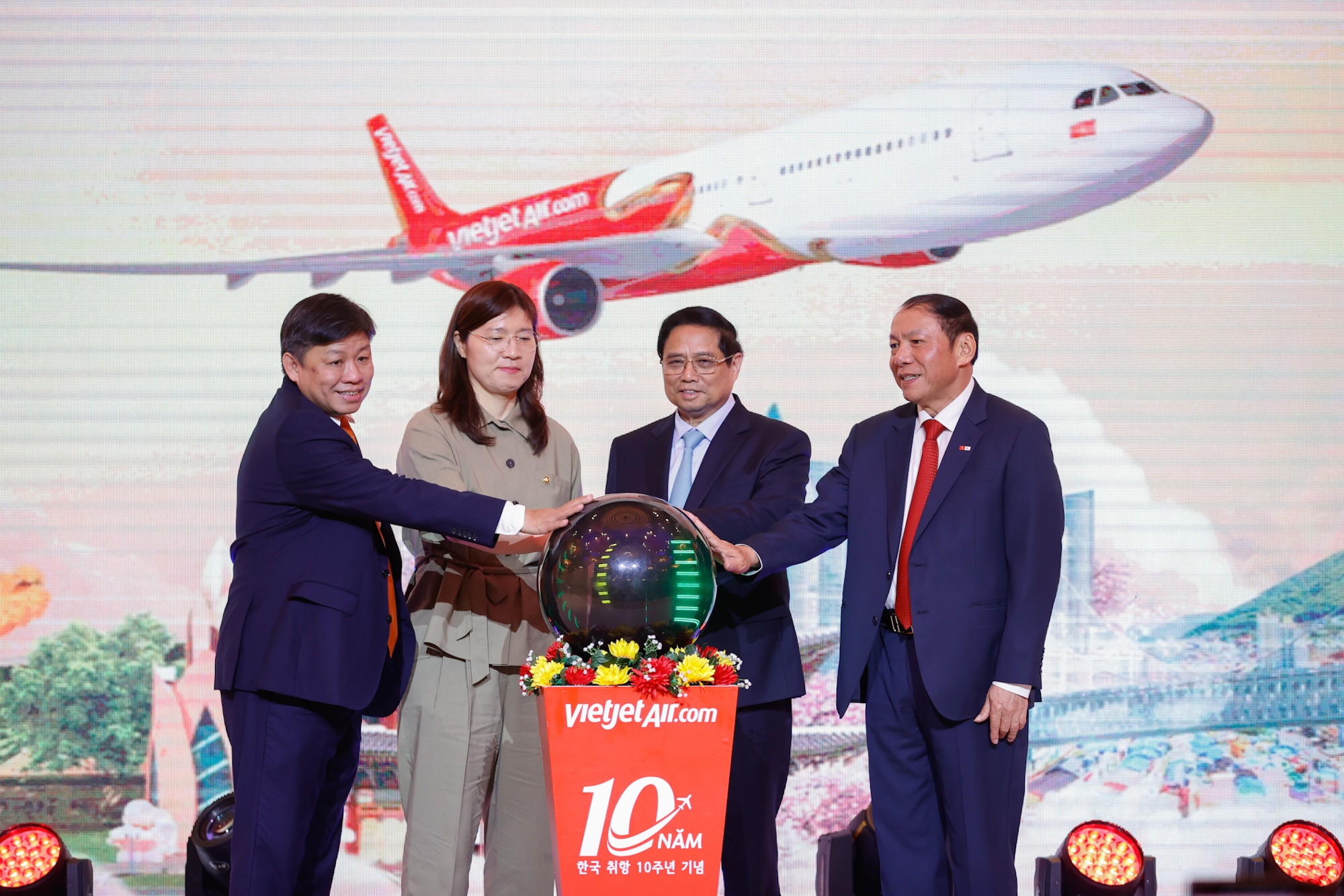 10 năm kết nối Việt Nam - Hàn Quốc, Vietjet công bố đường bay mới Daegu - Nha Trang