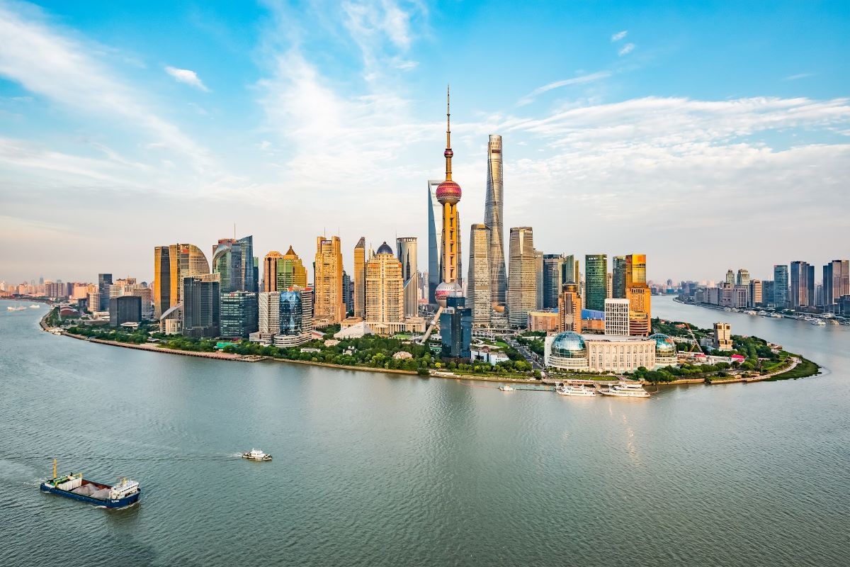 Trung Quốc mở khu thương mại tự do đầu tiên tại Thượng Hải vào năm 2013