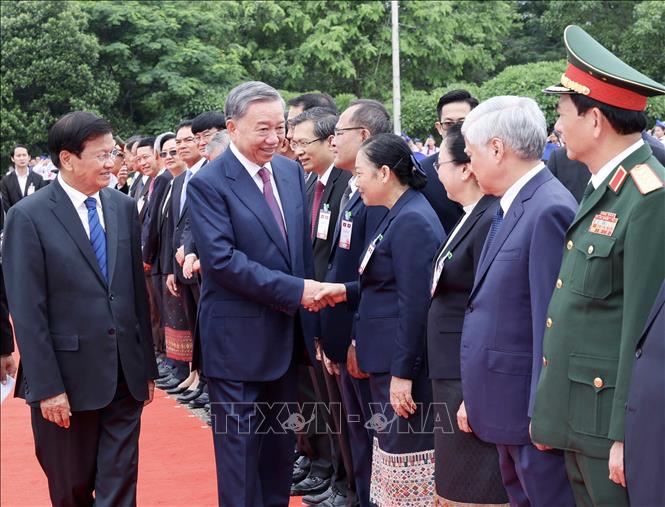 Lễ đón chính thức Chủ tịch nước Tô Lâm thăm cấp Nhà nước tới Lào- Ảnh 5.
