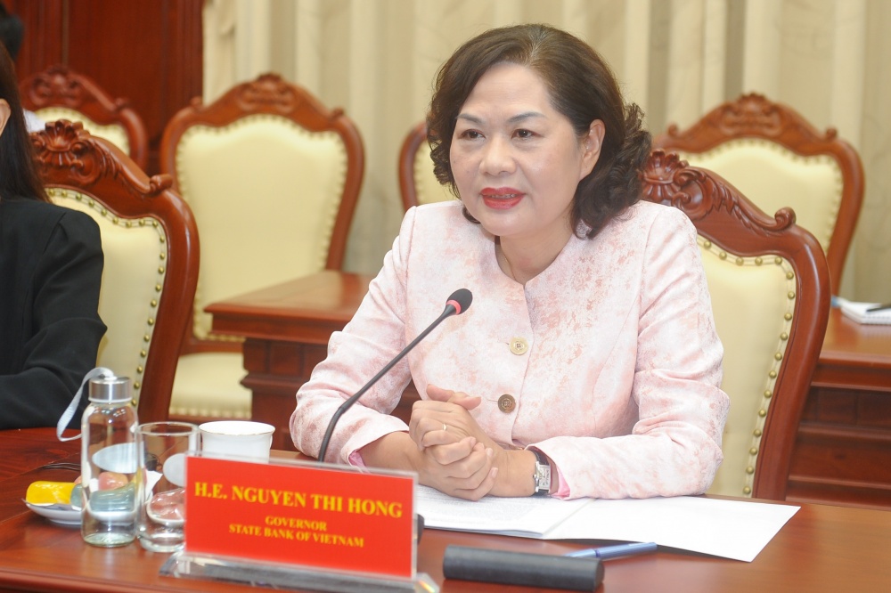 Thống đốc NHNN tiếp Chủ tịch ngân hàng AIIB