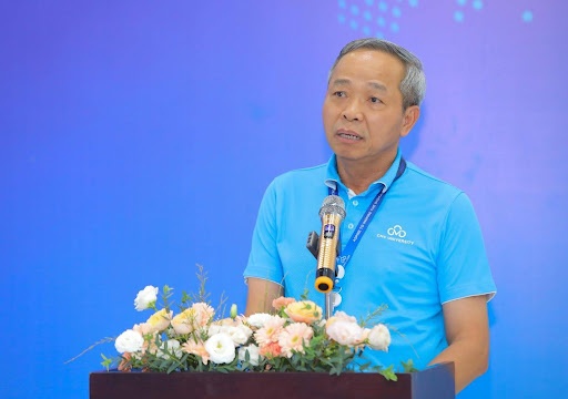 ông Nguyễn Trung Chính – Chủ tịch Tập đoàn công nghệ CMC kiêm Chủ tịch Hội đồng Trường Đại học CMC chính thức công bố ra mắt “AI University”. 