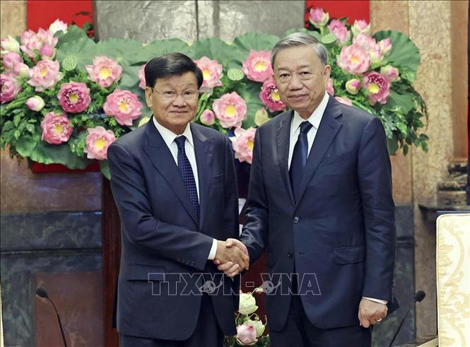 Chủ tịch nước Tô Lâm tiếp Tổng Bí thư, Chủ tịch nước Lào Thongloun Sisoulith- Ảnh 1.