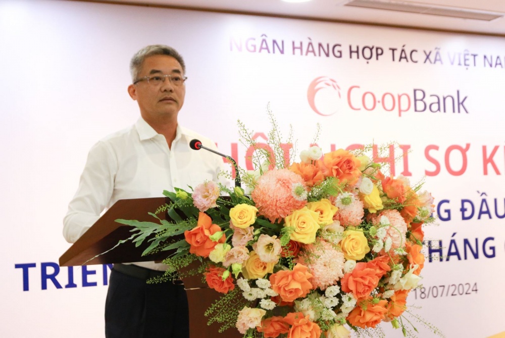 Ông Nguyễn Quốc Cường - Chủ tịch HĐQT Co-opBank phát biểu chỉ đạo tại hội nghị