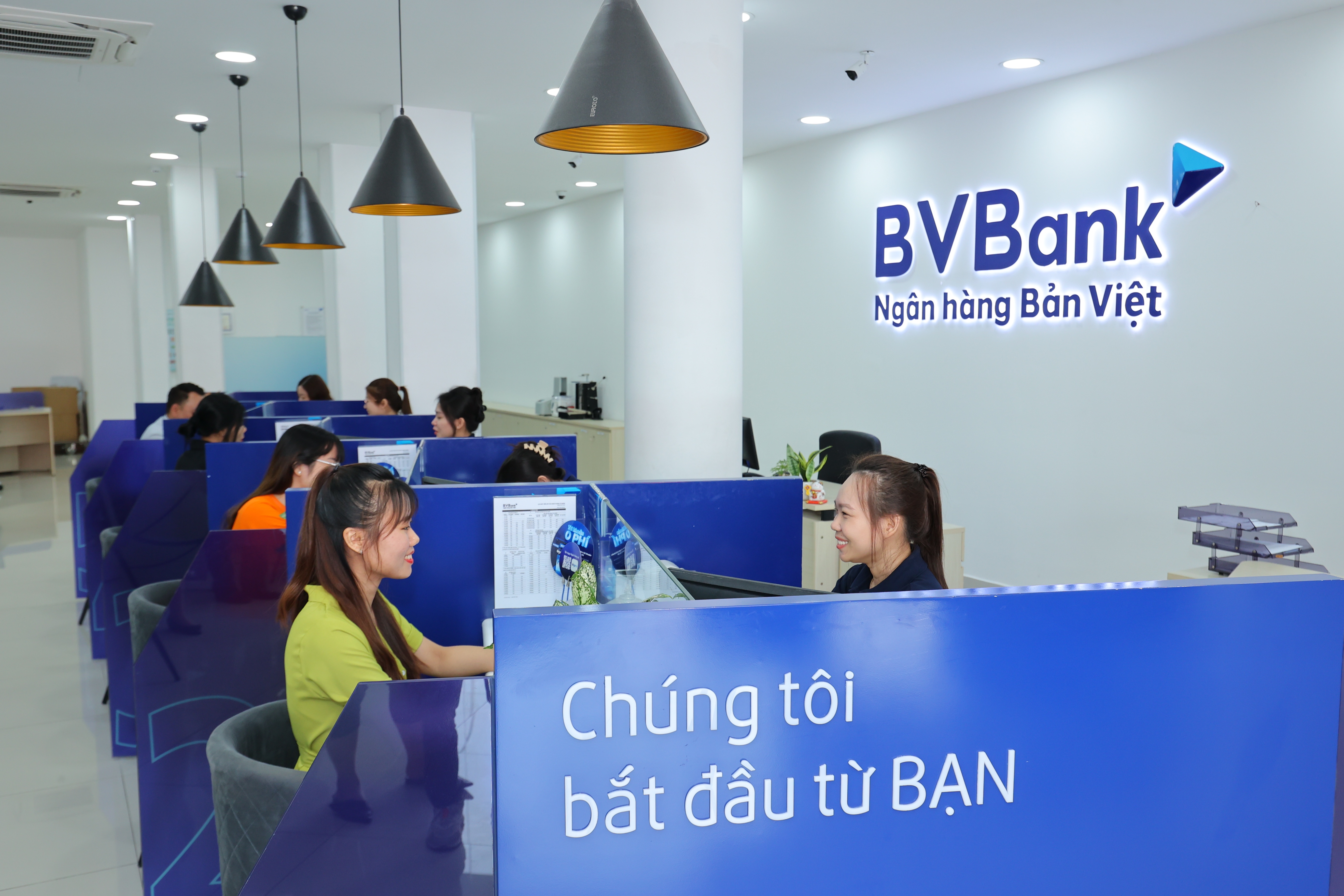 BVBank), nhà băng này hiện tung chương trình vay chỉ từ 5,49% một năm áp dụng cho cá nhân vay mua nhà ở và lãi suất từ 5,99% với người mua bất động sản tích luỹ, đầu tư