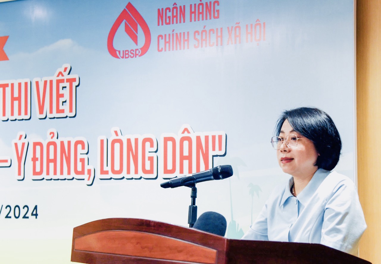 Phát động Cuộc thi viết “Tín dụng chính sách xã hội - Ý Đảng, lòng Dân” Phát động Cuộc thi viết “Tín dụng chính sách xã hội - Ý Đảng, lòng Dân”