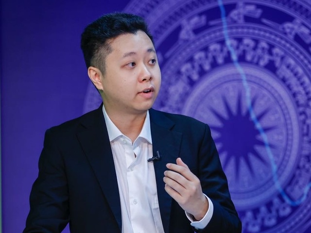 Ông Trần Huyền Dinh