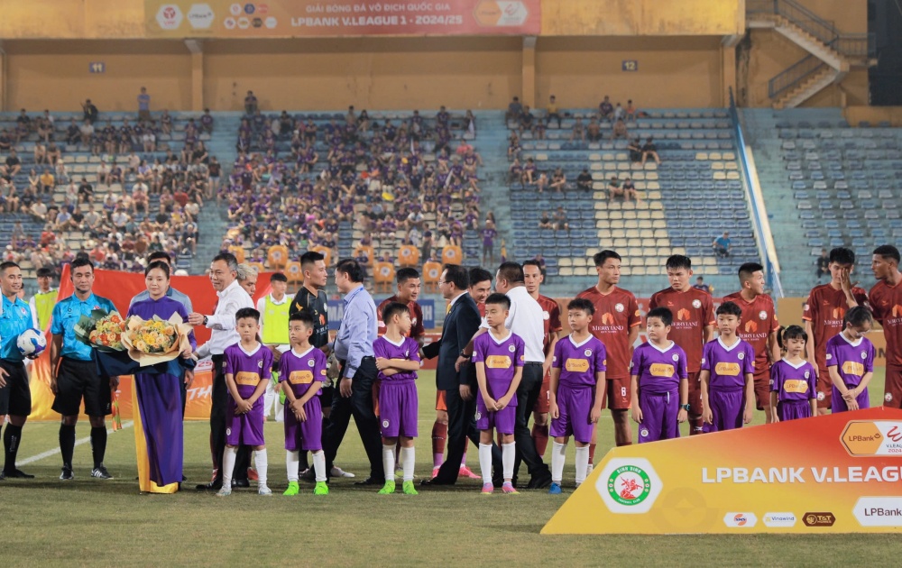 Khai mạc LPBank V.League 1- 2024/25: Mùa giải mới cùng khát vọng một nền bóng đá chuyên nghiệp