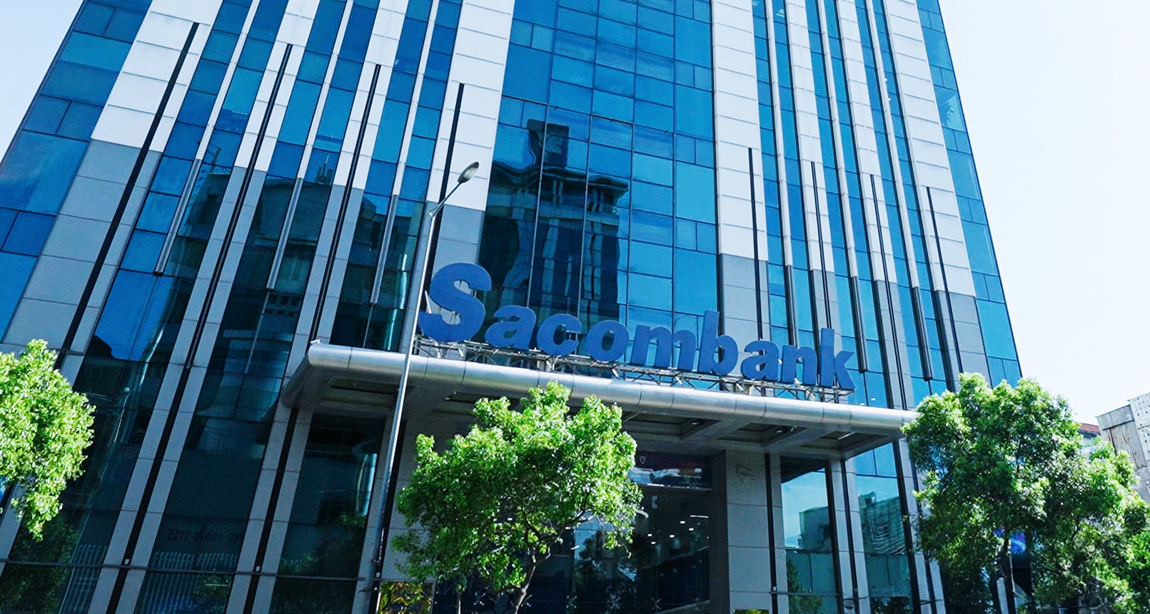 Sacombank giảm đến 2% lãi suất cho vay hỗ trợ khách hàng bị thiệt hại do bão lũ Sacombank giảm đến 2% lãi suất cho vay hỗ trợ khách hàng bị thiệt hại do bão lũ