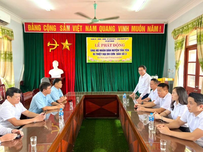 Agribank tạo điều kiện tốt nhất để khách hàng sớm khôi phục sản xuất kinh doanh, ổn định cuộc sống Agribank tạo điều kiện tốt nhất để khách hàng sớm khôi phục sản xuất kinh doanh, ổn định cuộc sống