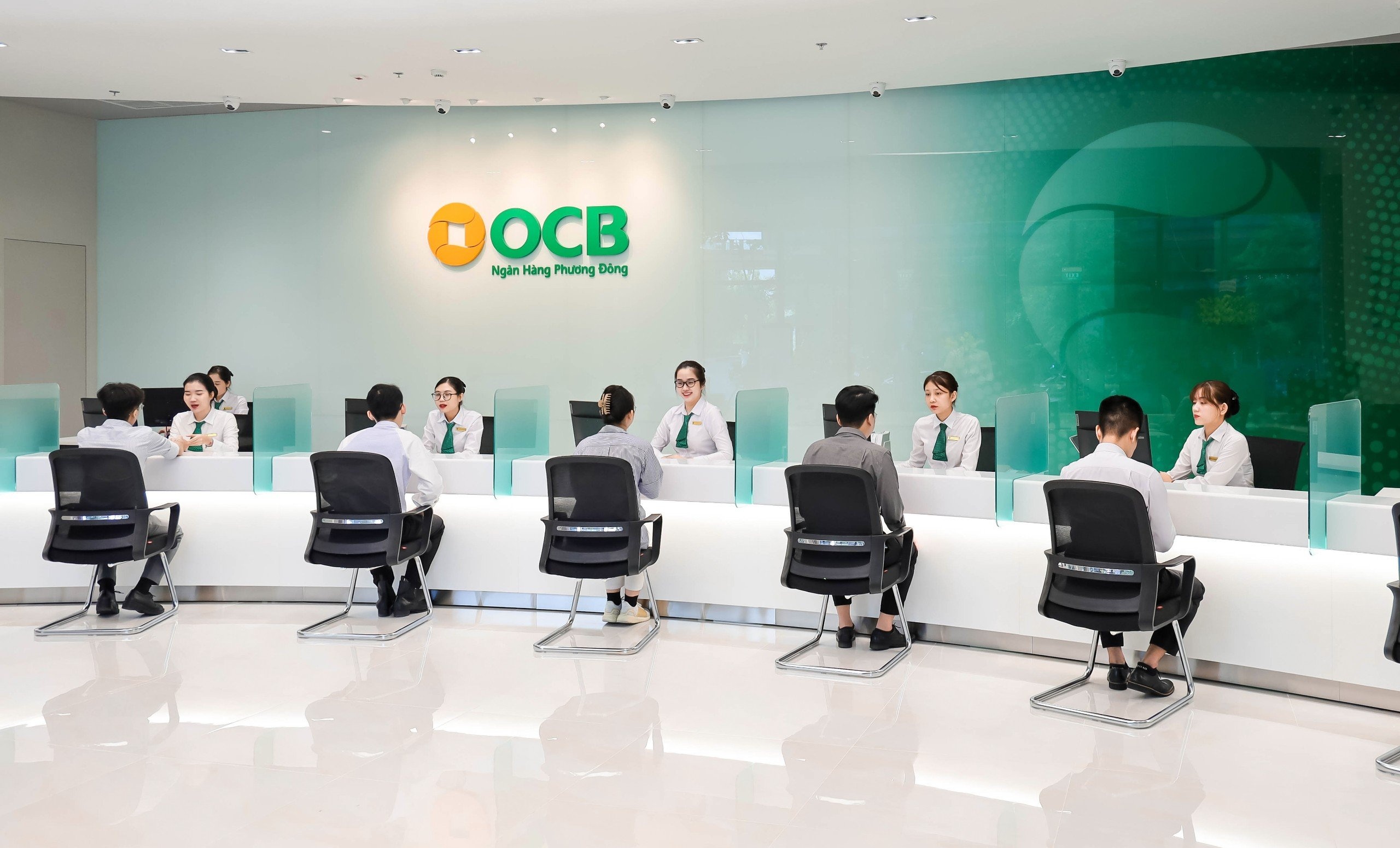 OCB công bố báo cáo phát triển bền vững độc lập 2023