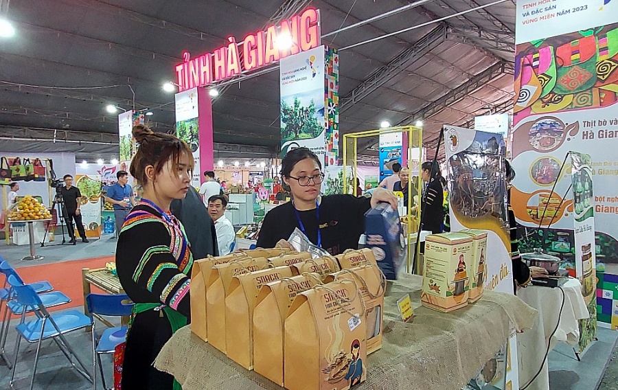 Cơ hội để doanh nghiệp kết nối với tập đoàn bán lẻ và sàn thương mại điện tử