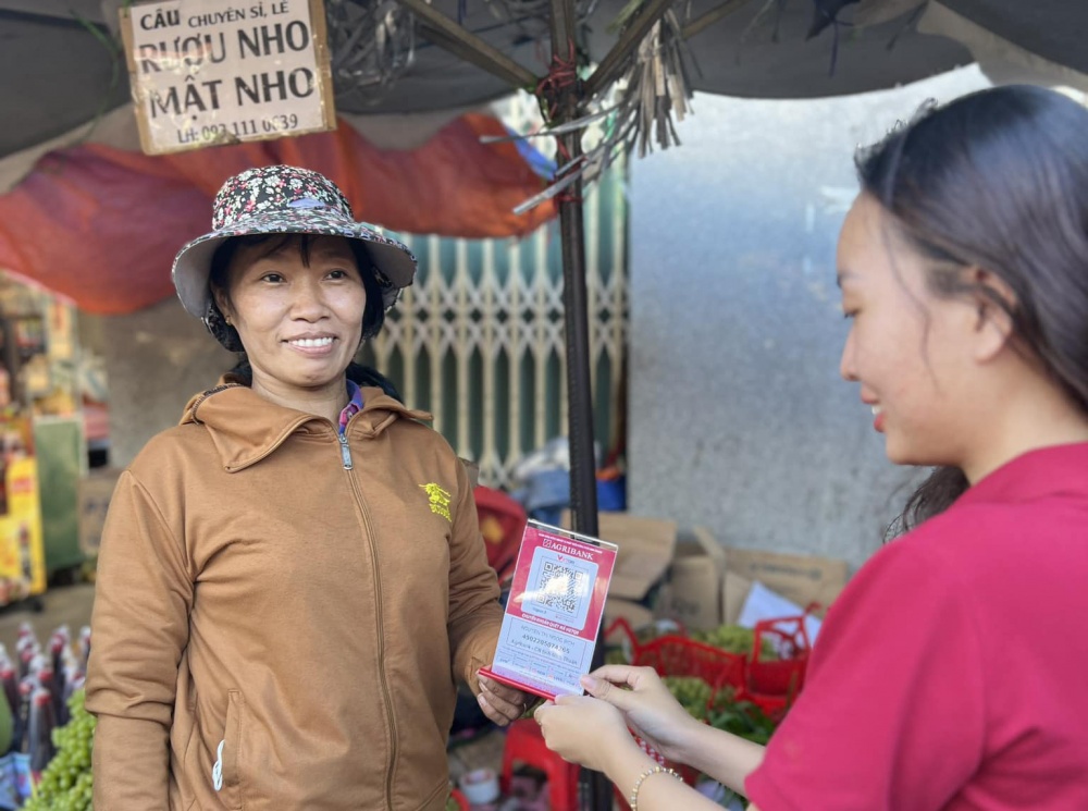 Ninh Thuận thúc đẩy thanh toán không dùng tiền mặt