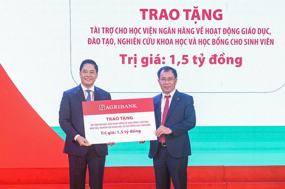 Tiếp tục khẳng định uy tín, thương hiệu của Học viện Ngân hàng