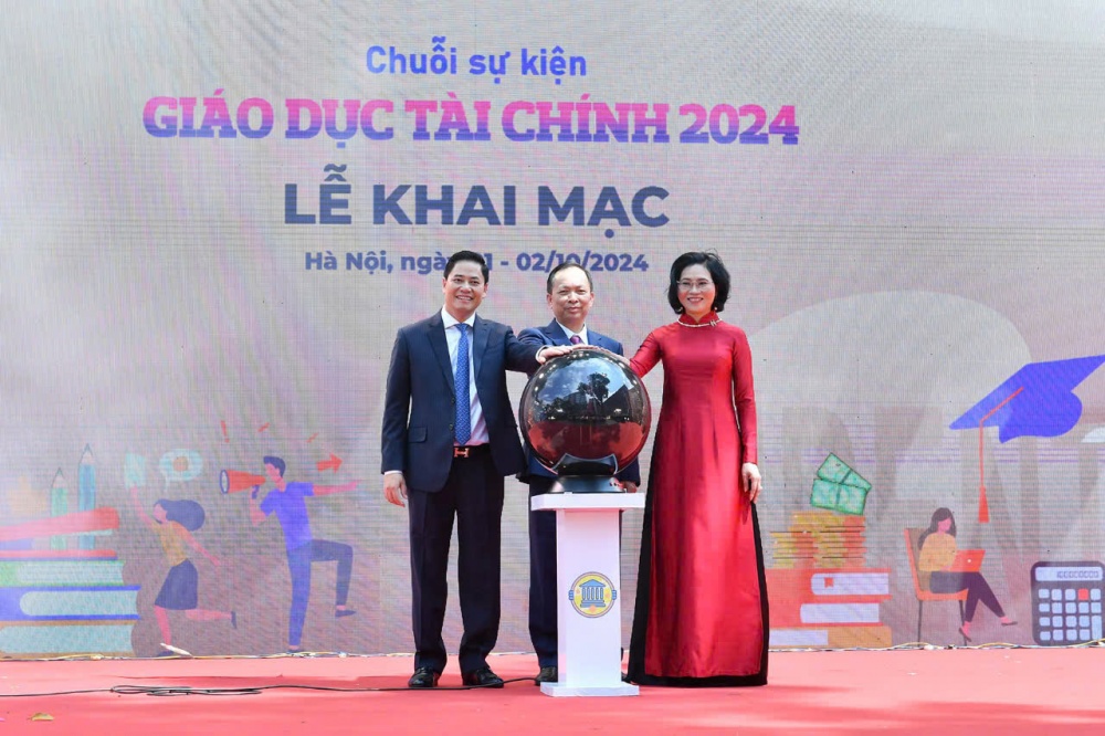 Khai mạc chuỗi sự kiện Giáo dục tài chính 2024: “Đồng tiền thông thái”