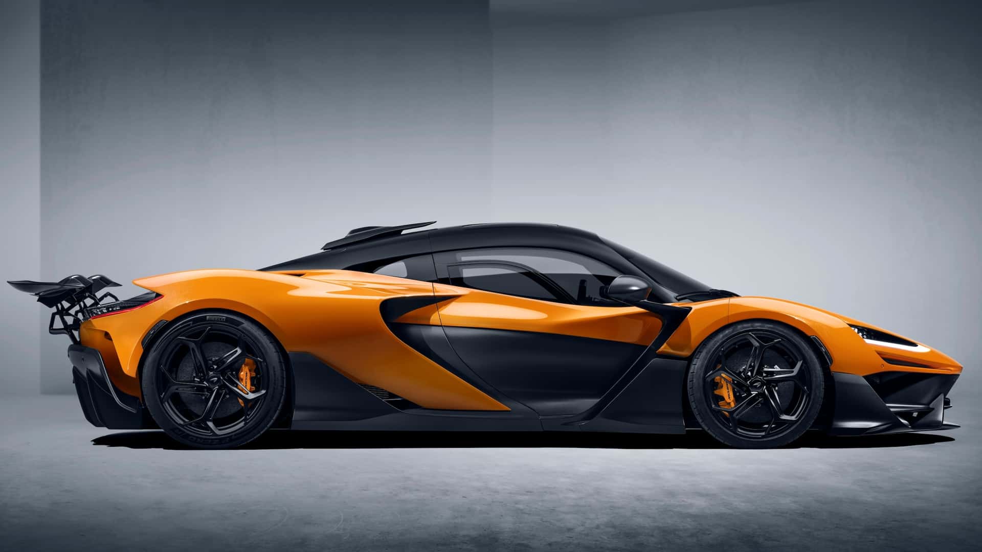 McLaren W1 - Siêu xe nhanh nhất, mạnh nhất lịch sử hãng với 1.258hp, sản xuất giới hạn 399 chiếc- Ảnh 10. McLaren W1 - Siêu xe nhanh nhất, mạnh nhất lịch sử hãng với 1.258hp, sản xuất giới hạn 399 chiếc- Ảnh 10.