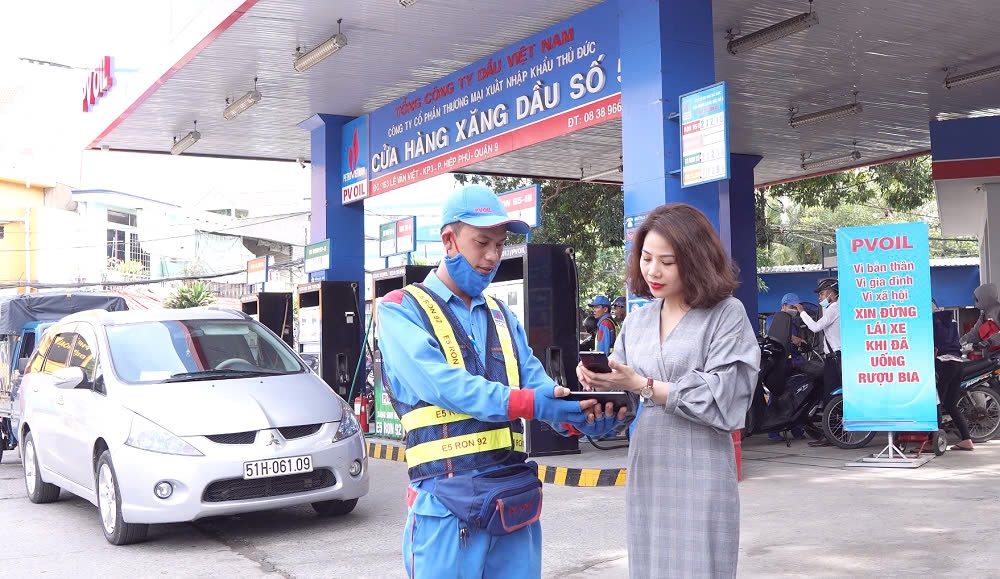 PVcomBank kết nối thành công hệ thống thanh toán với ứng dụng PVOIL 4U