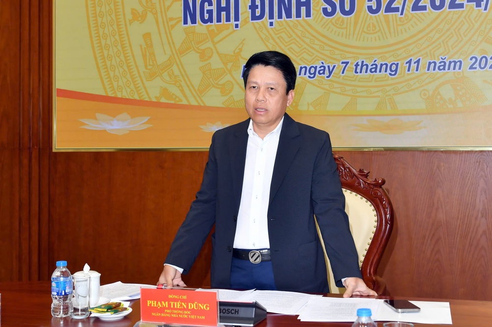 Phó Thống đốc NHNN Phạm Tiến Dũng chủ trì buổi làm việc