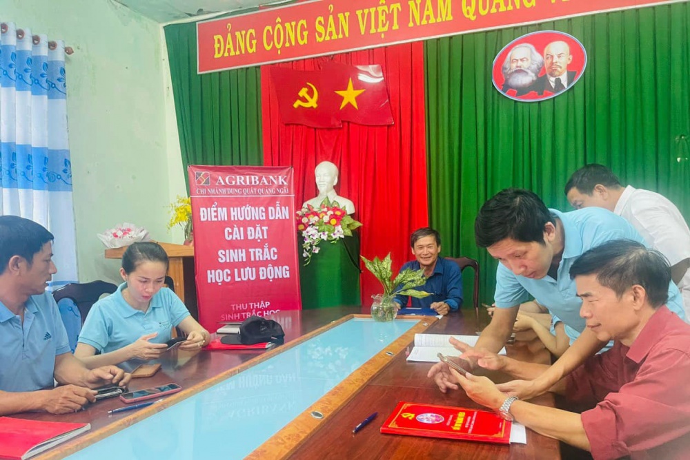 thông tin sinh trắc học của khách hàng do Agribank Quảng Ngãi thực hiện lưu động.