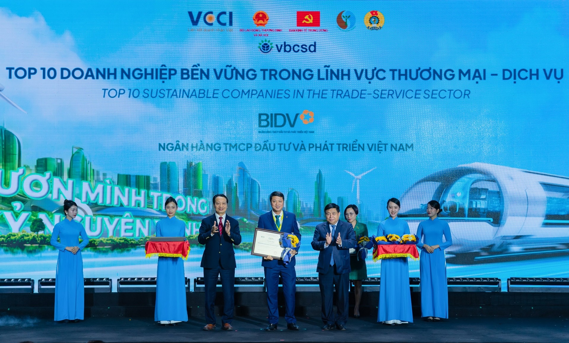 BIDV: Doanh nghiệp bền vững lĩnh vực thương mại - dịch vụ