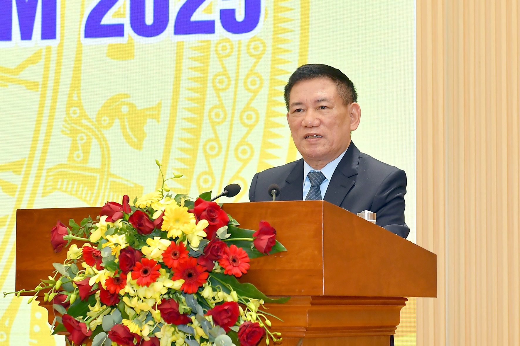 Phó Thủ tướng Hồ Đức Phớc phát biểu tại hội nghị