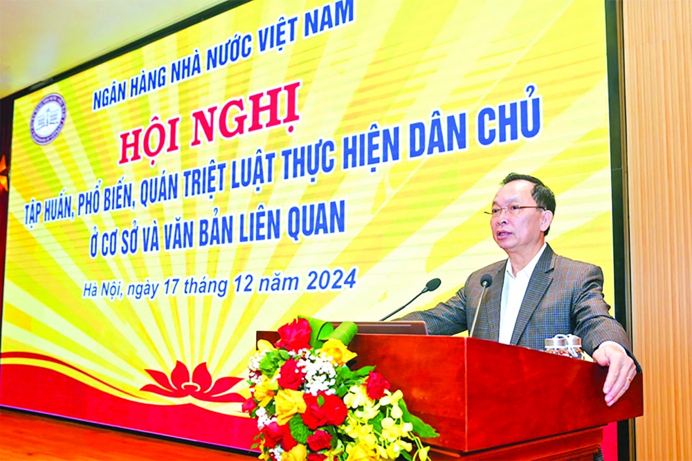 Phó Thống đốc Thường trực NHNN Đào Minh Tú phát biểu tại hội nghị