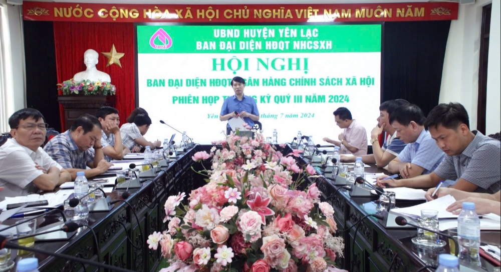 Ban đại diện HĐQT NHCSXH huyện thường xuyên họp, đánh giá kết quả thực hiện Chỉ thị 40 của Ban Bí thư Trung ương Đảng