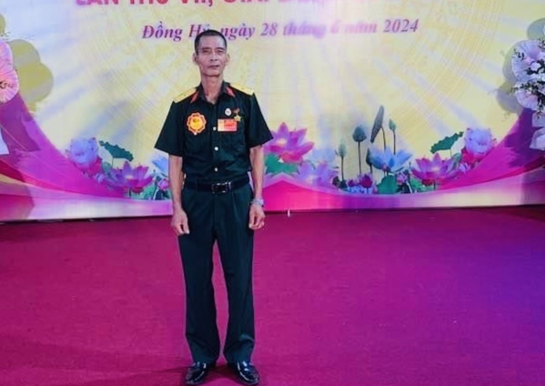 Anh Long vốn là một Cựu chiến binh bộ đội xuất ngũ về địa phương làm kinh tế