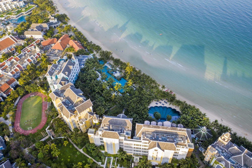 JW Marriott Phu Quoc Emerald Bay được các tỷ phú Ấn Độ “chọn mặt gửi vàng” để tổ chức những đám cưới siêu sang trọng