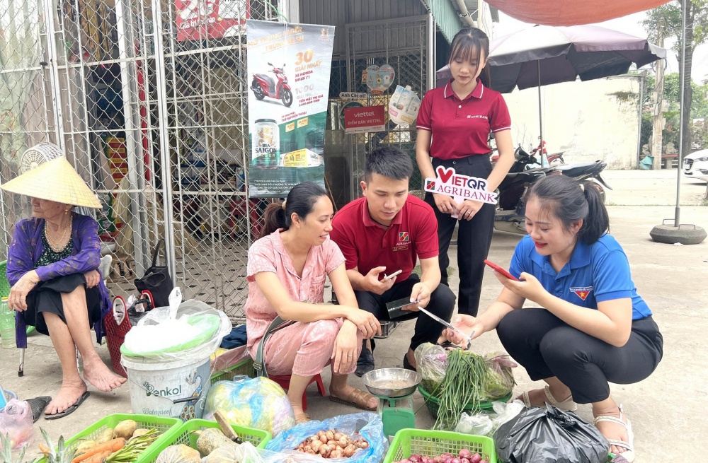 Ngành Ngân hàng trên địa bàn Nghệ An sẽ tiếp tục đẩy mạnh phát triển thanh toán không dùng tiền mặt, trong đó tập trung ở khu vực nông thôn, vùng sâu, vùng xa.