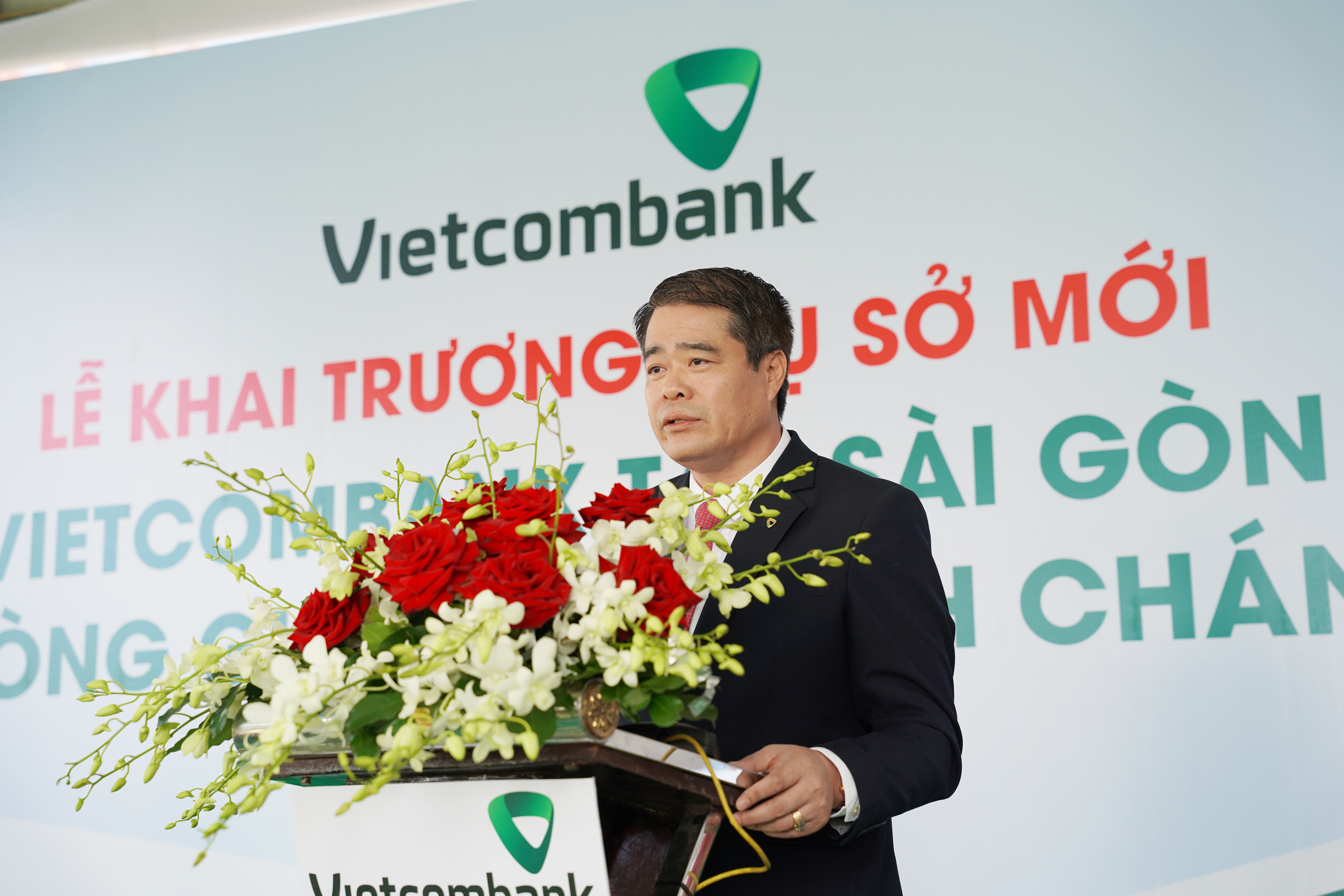 Vietcombank Tây Sài Gòn tăng độ phủ vùng ven đô