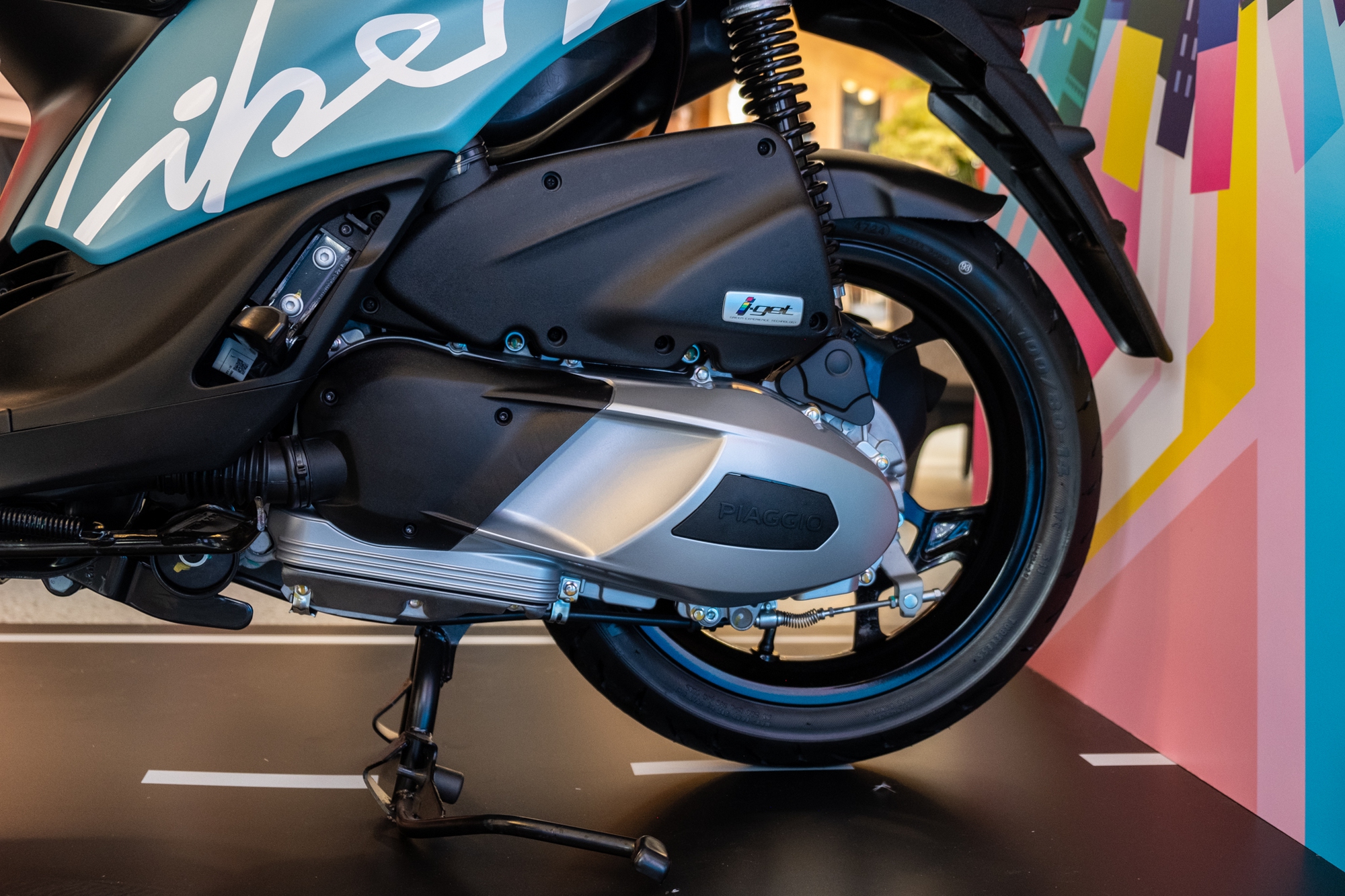 Piaggio Liberty 2025 ra mắt Việt Nam: Giá từ 57,5 triệu, dáng nam tính hơn, đấu Honda SH Mode- Ảnh 14.