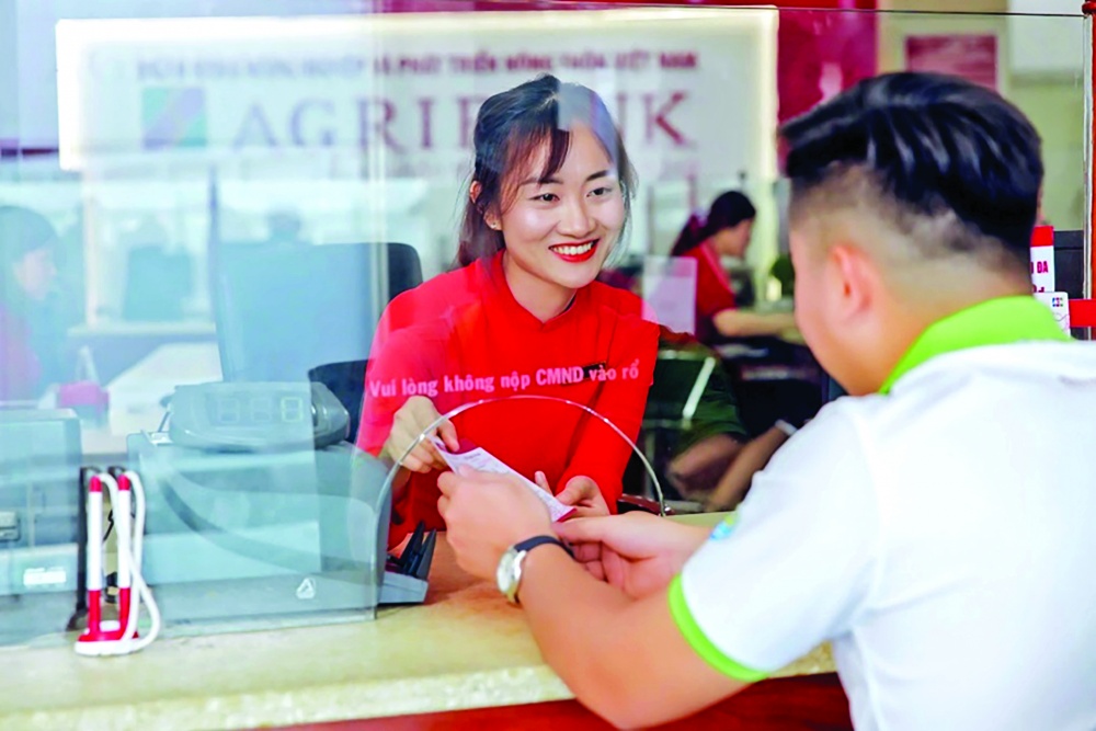 Năm 2025, Agribank được phân bổ chỉ tiêu tín dụng tăng trưởng 13%. Theo đó, sẽ có khoảng hơn 200.000 tỷ đồng được cung ứng ra thị trường