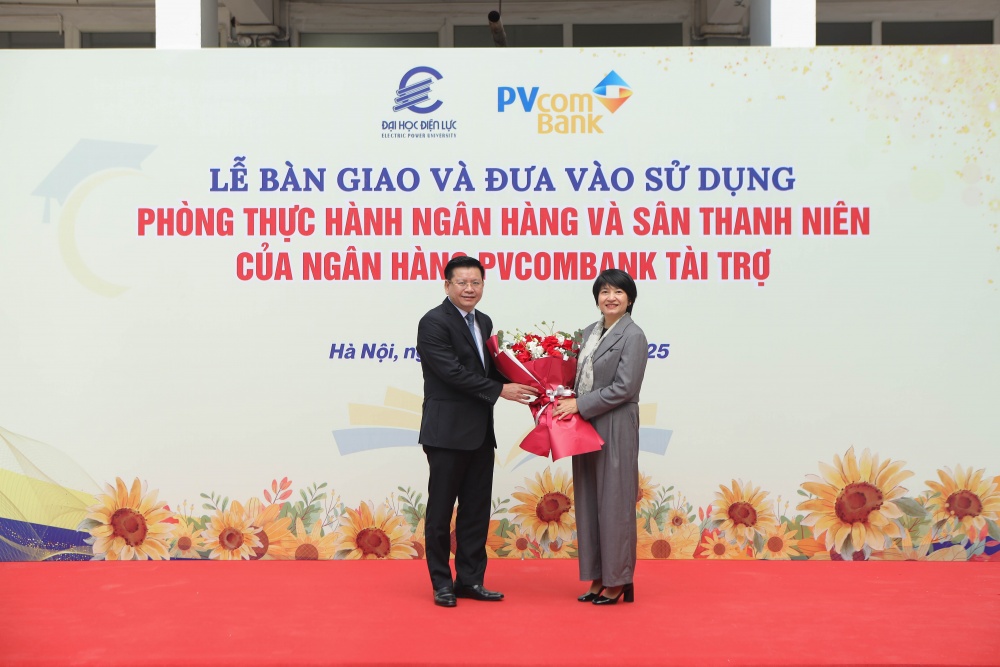 PVcomBank cam kết sẽ đồng hành cùng EPU trong công tác đào tạo, phát triển nguồn nhân lực chất lượng cao