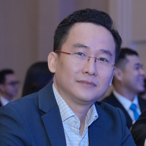Tăng thu dịch vụ, giảm phụ thuộc tín dụng