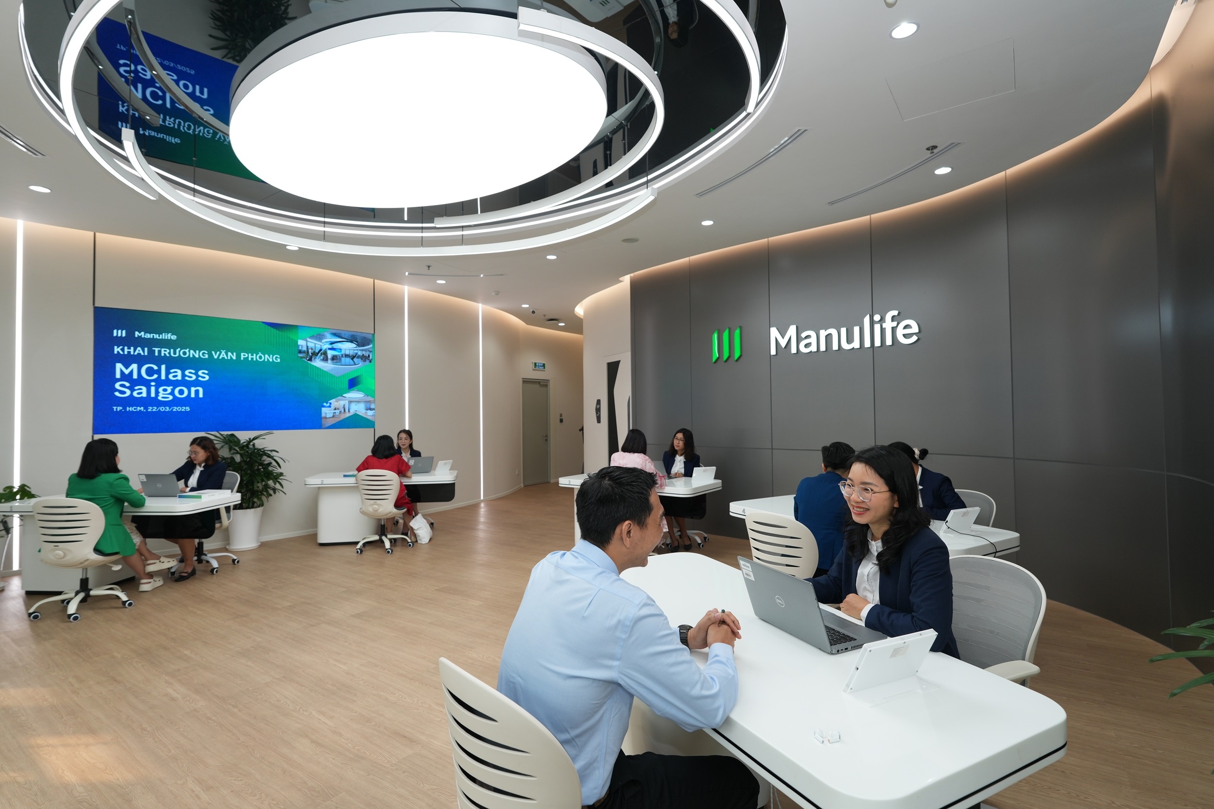 Đầu tư tài chính và kinh doanh hiệu quả, Manulife Việt Nam báo lãi lớn