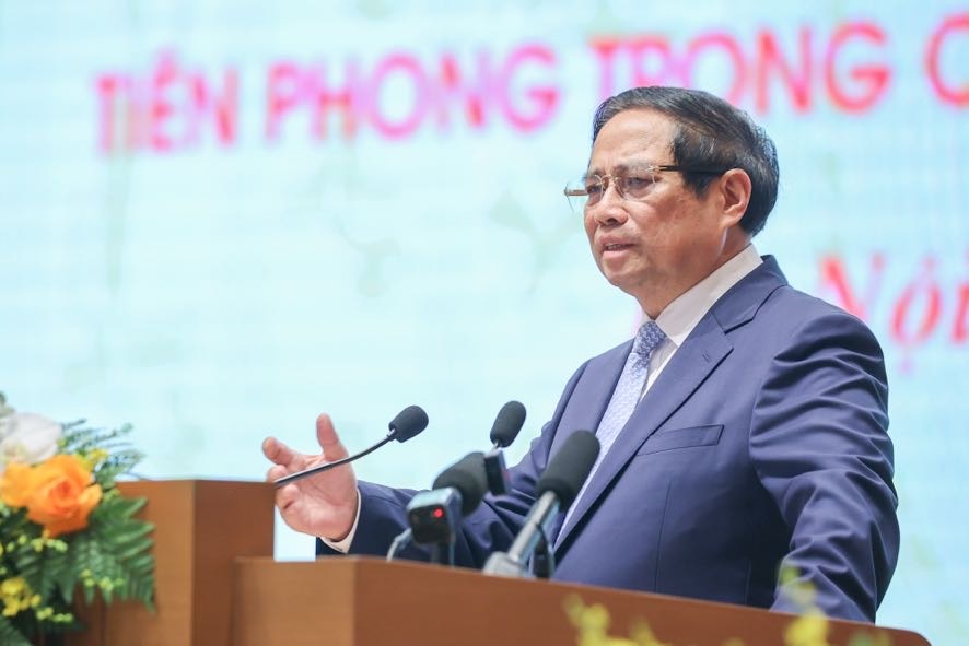 Thủ tướng yêu cầu DNNN phải xông pha hơn nữa, tiên phong chuyển đổi số và thúc đẩy tăng trưởng - Ảnh: VGP/Nhật Bắc