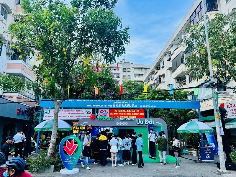 “Con đường ưu đãi” được triển khai tại 2 điểm Hà Nội và TP. Hồ Chí Minh “Con đường ưu đãi” được triển khai tại 2 điểm Hà Nội và TP. Hồ Chí Minh