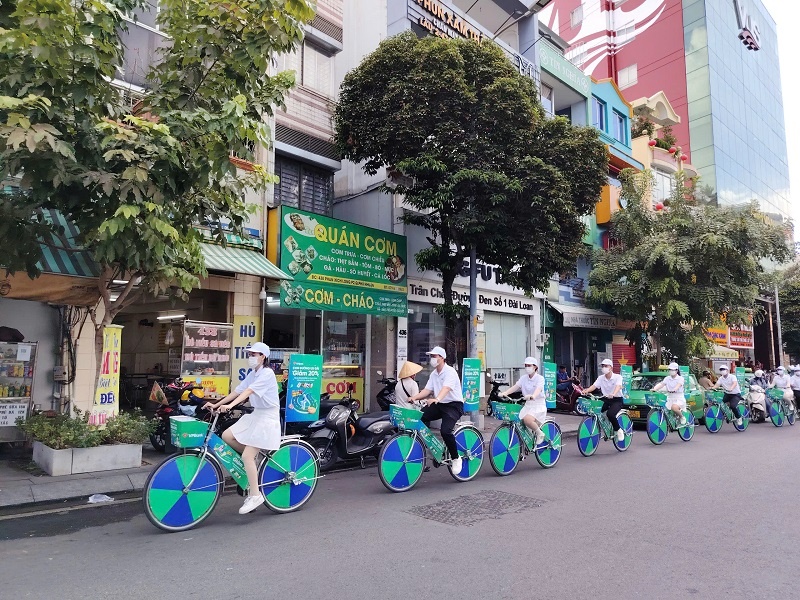Hoạt động roadshow ở các tuyến phố lân cận phố Phan Xích Long – TP. Hồ Chí Minh Hoạt động roadshow ở các tuyến phố lân cận phố Phan Xích Long – TP. Hồ Chí Minh