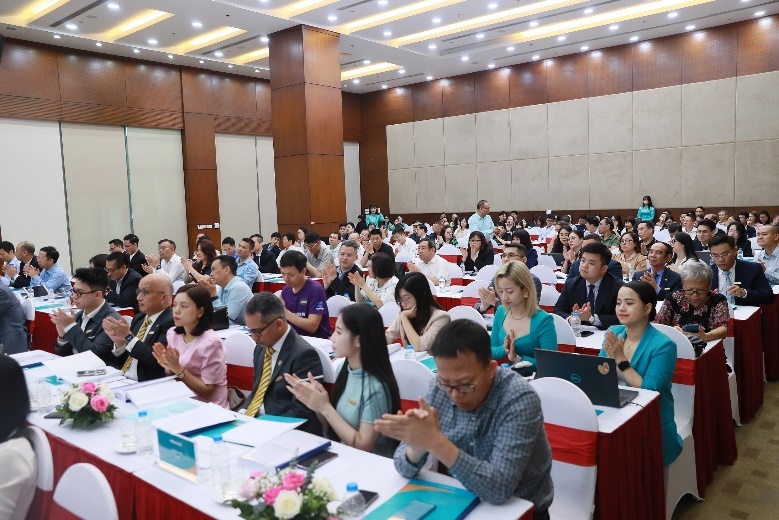 ĐHĐCĐ thường niên 2025 của ABBANK diễn ra thành công, nhận được sự đồng thuận cao từ Cổ đông đối với những nội dung được trình bày tại Đại hội.