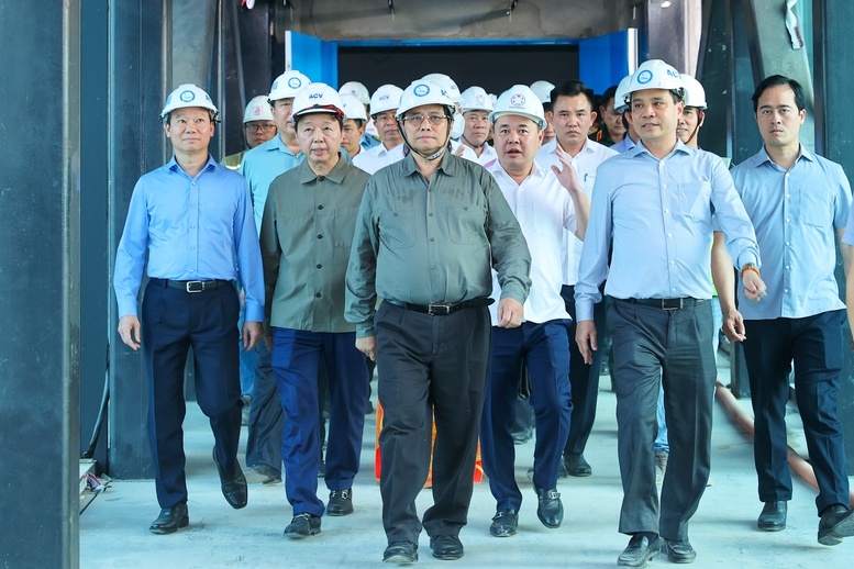 Thủ tướng chủ trì lễ khởi công, khánh thành 80 công trình, dự án lớn kỷ niệm 50 năm Giải phóng miền Nam