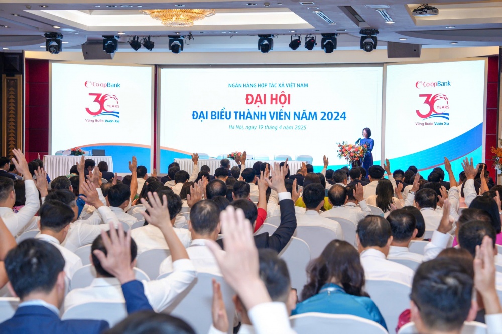 Xây dựng Co-opBank trở thành ngân hàng đa năng, hiện đại Xây dựng Co-opBank trở thành ngân hàng đa năng, hiện đại