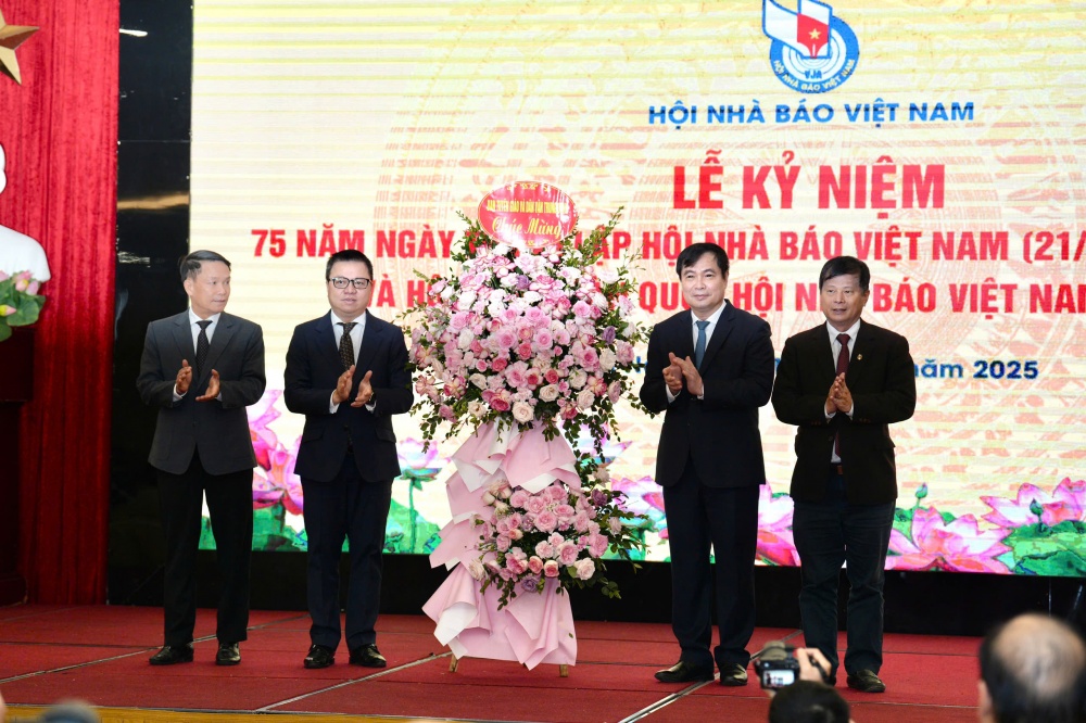 Kỷ niệm 75 năm thành lập Hội Nhà báo Việt Nam