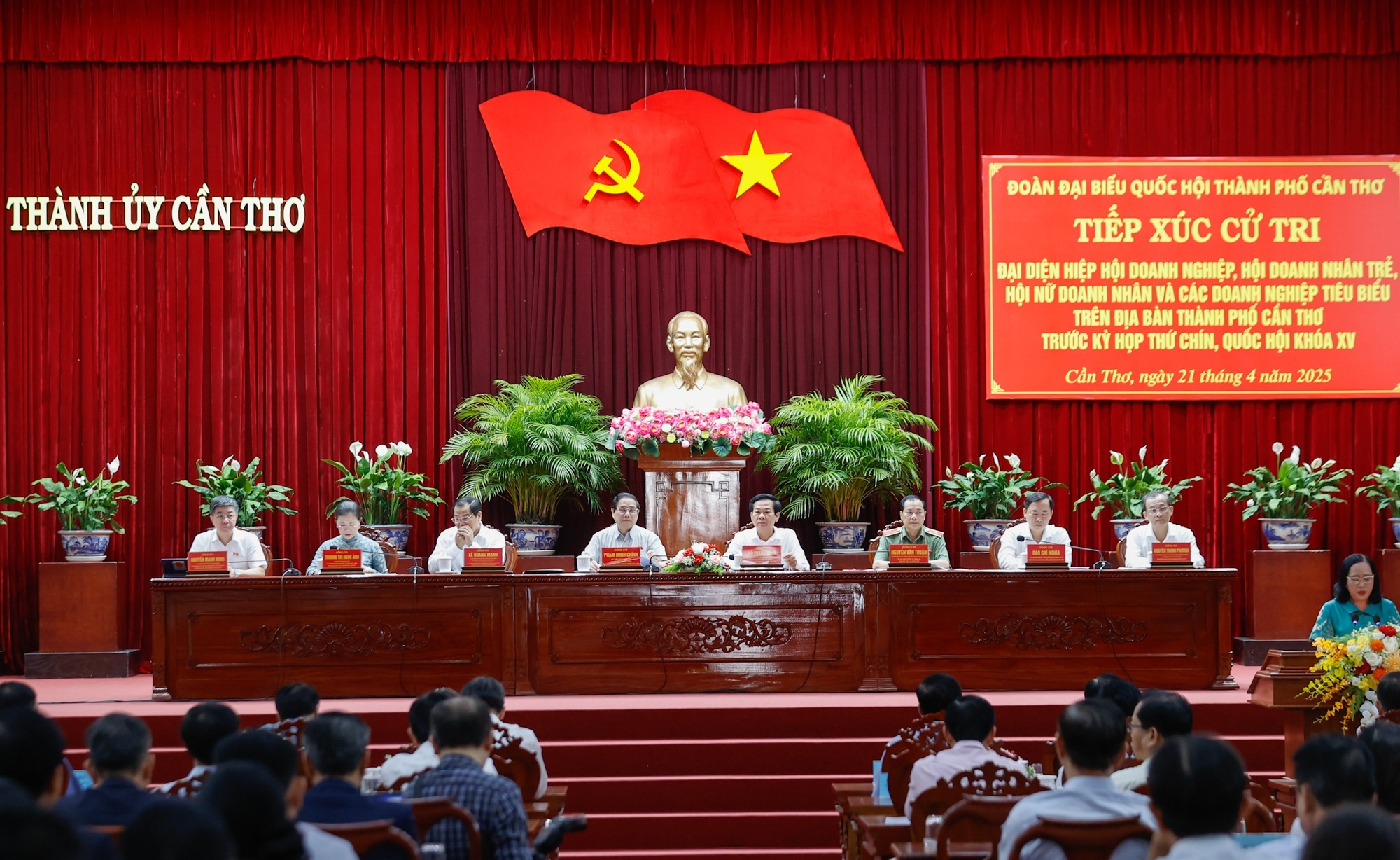 Thủ tướng: Kỳ họp sắp tới của Quốc hội “quan trọng nhất trong nhiệm kỳ này”