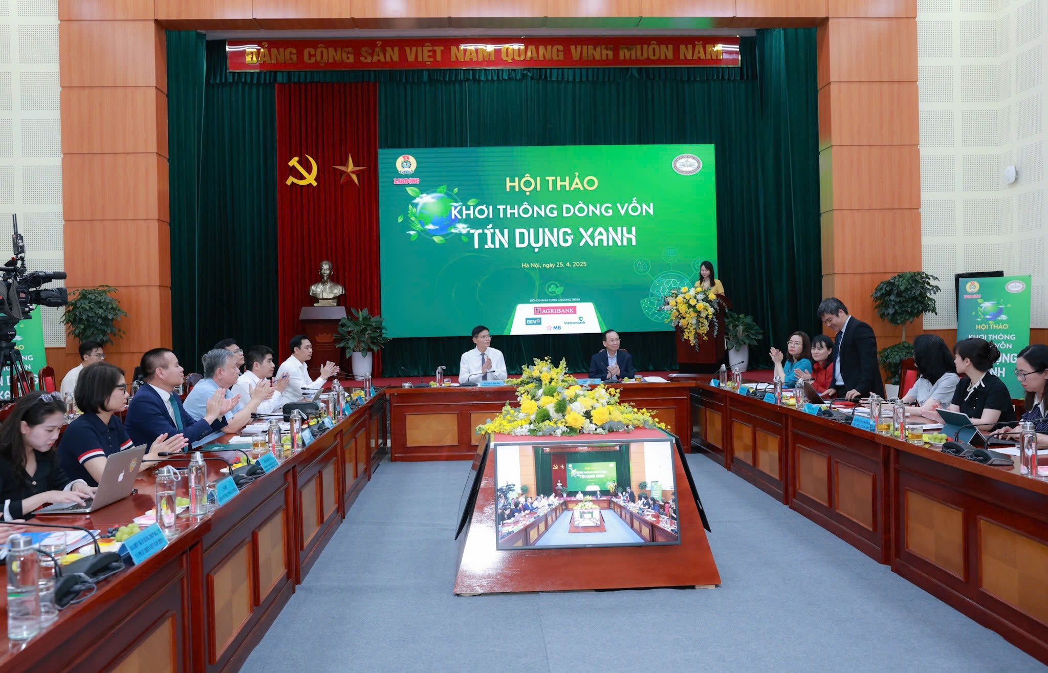 Mở rộng, khơi thông và sử dụng hiệu quả vốn tín dụng xanh Mở rộng, khơi thông và sử dụng hiệu quả vốn tín dụng xanh